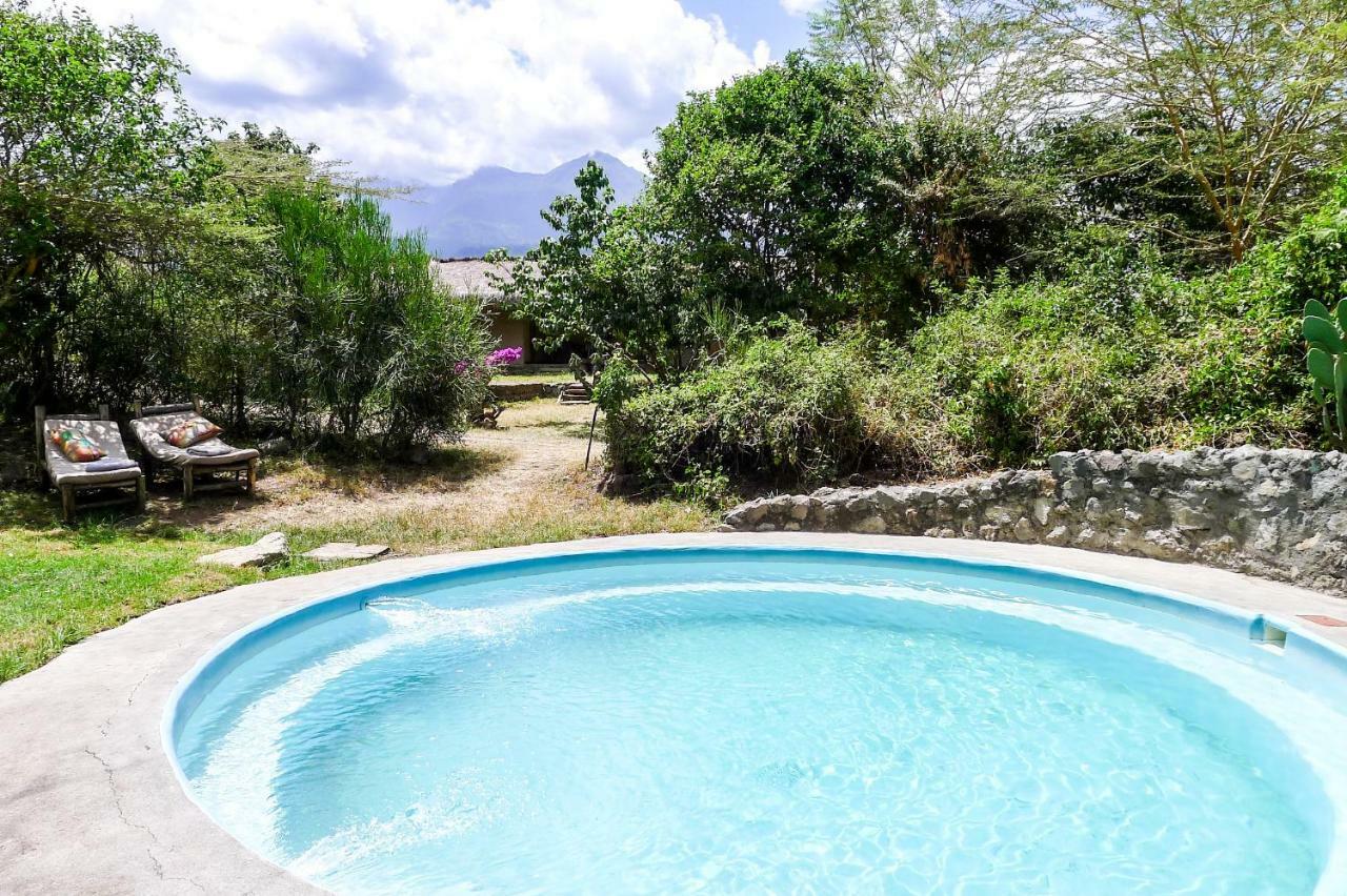 Willa Hillside Retreat - Africa Amini Life Usa River Zewnętrze zdjęcie